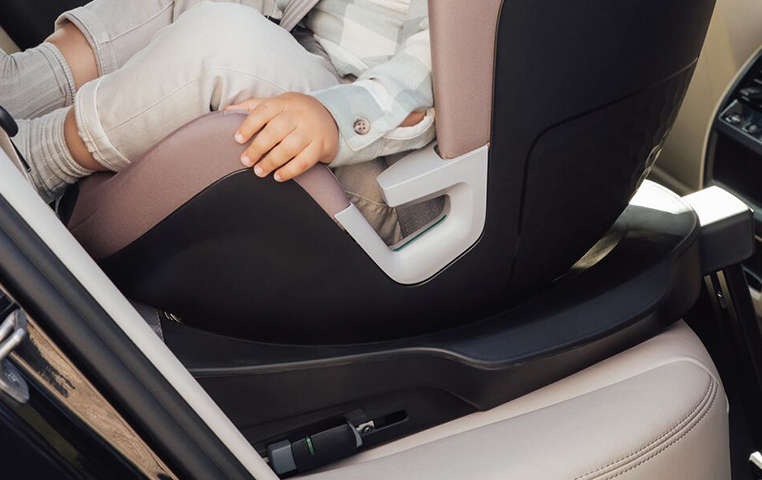 Swivel Space Black Convertible Car Seats Britax NZ