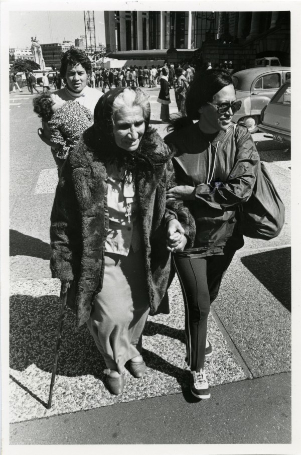 Whina cooper leading the march to parliment. 